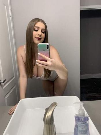 4069441823, female escort, Eau Claire